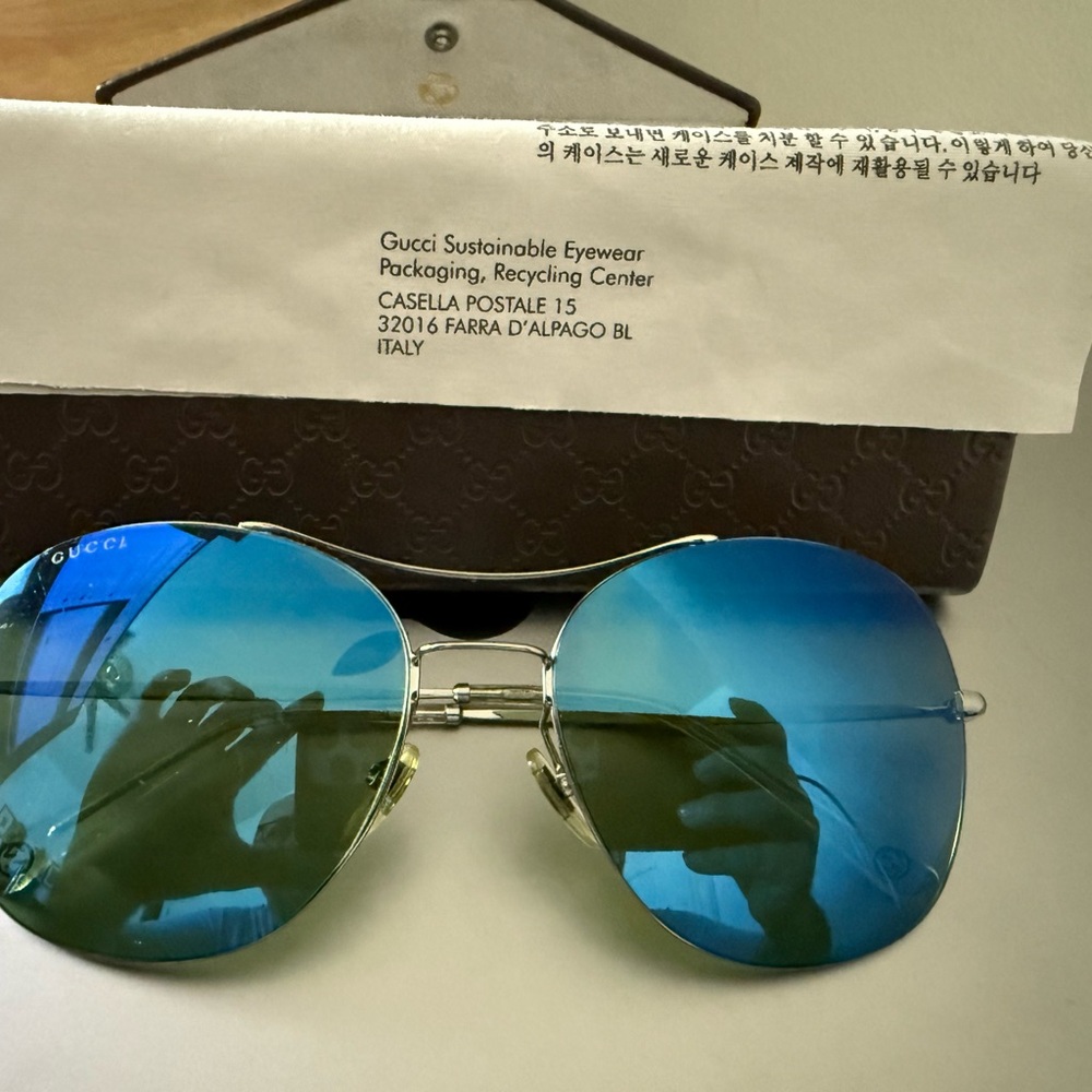 Gucci Rimless Aviator Sunglasses with Blue Gradient Lenses